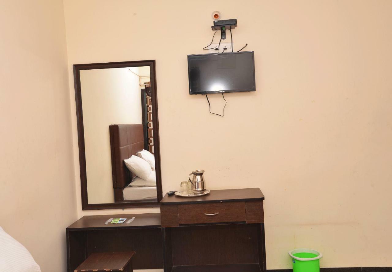 Krish Residency Ξενοδοχείο Madurai Εξωτερικό φωτογραφία